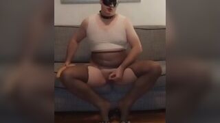 Taking big dildo in pantyhose and heels - porn video